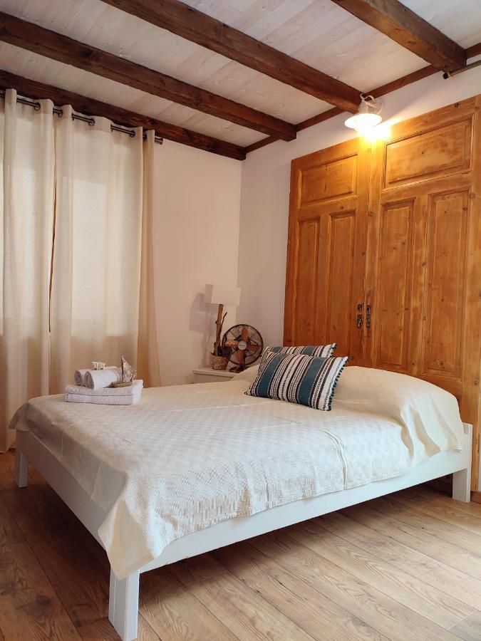 Habezeiko - The Vintage House Villa Афитос Екстериор снимка